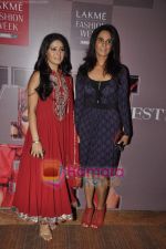 Sunidhi Chauhan at Lakme Winter fashion week day 1-1on 17th Sept 2010 (30).JPG